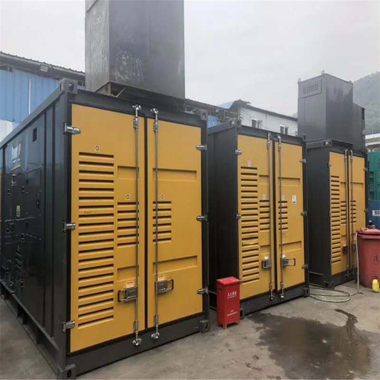 察哈尔右翼中温度变化对不同类型欠压保护装置的可靠性影响有何差异？